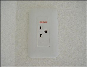 200V用エアコンコンセントの例
